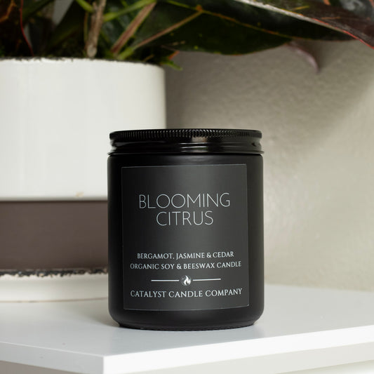 BLOOMING CITRUS | Bergamot, Jasmine & Cedar Scented | 7oz Single-Wick | Organic Soy & Beeswax Candle