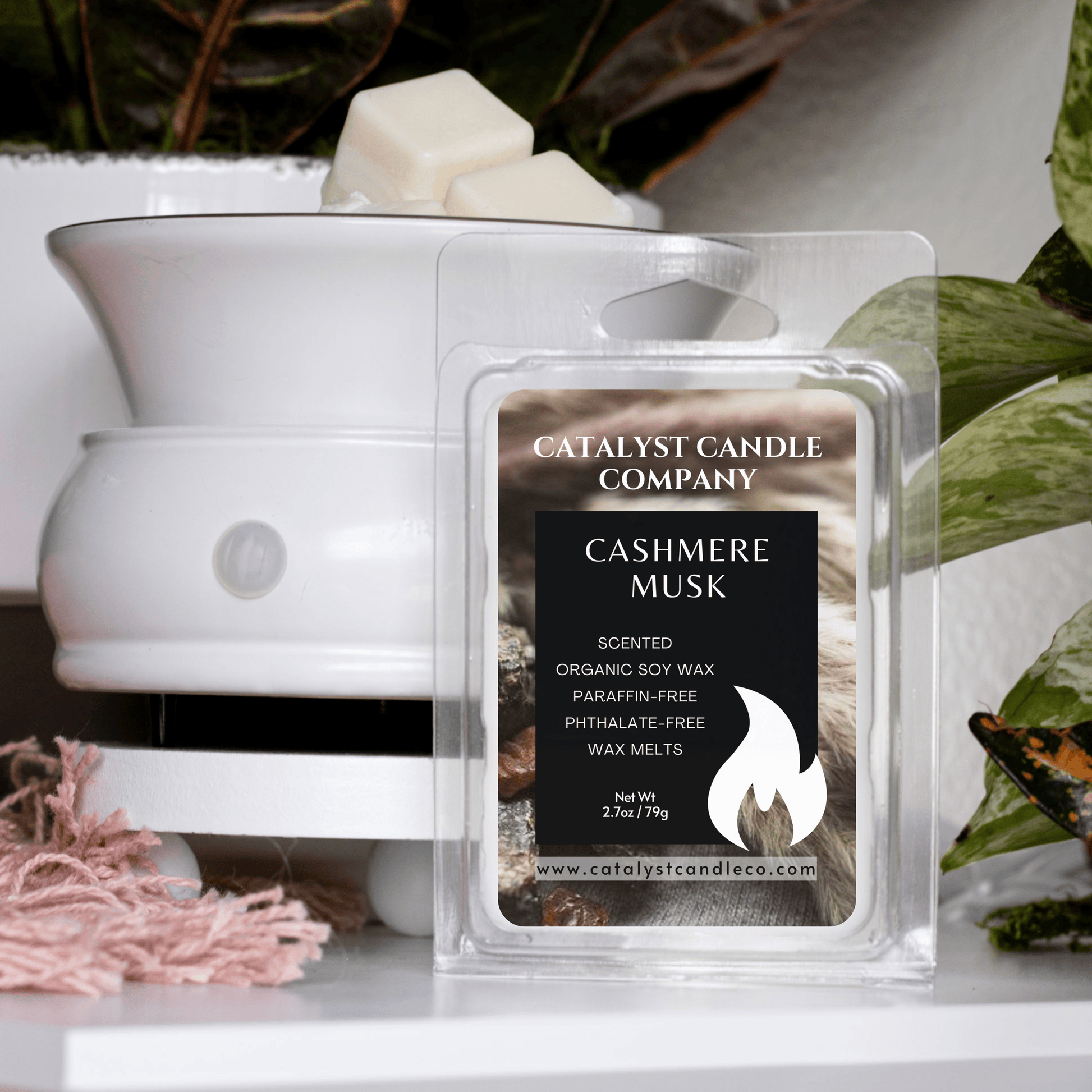Cashmere Musk scented wax melt. Perfume aroma. Soy wax melts. soy wax tart. Catalyst Candle Company, LLC