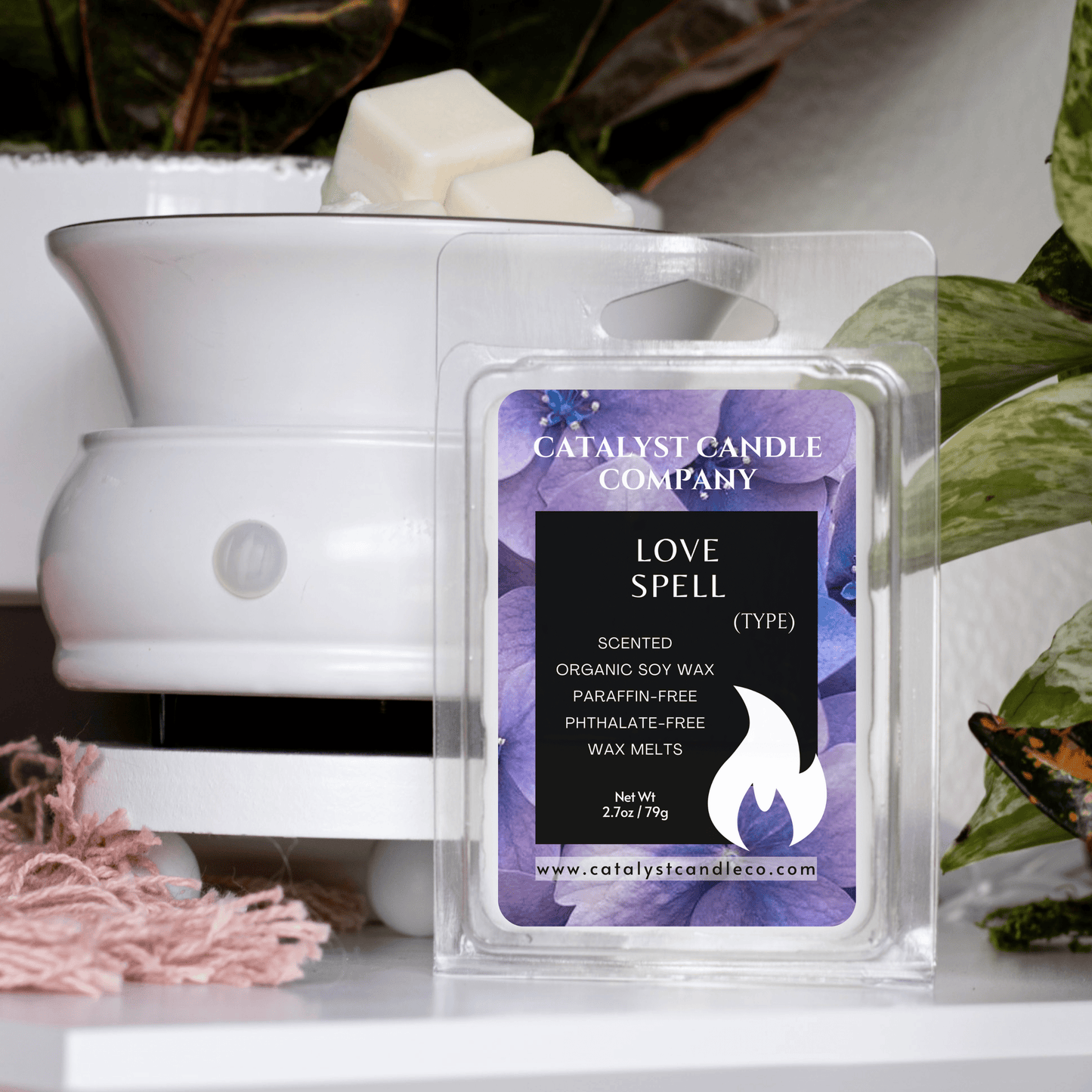 Floral, perfume aroma. Love Spell (Type) scented soy wax melts. Catalyst Candle Company, LLC