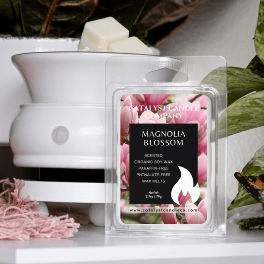 Floral aroma. Magnolia Blossom scented soy wax melts. Catalyst Candle Company, LLC